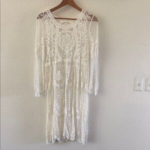 Elegant White Lace Dress